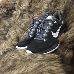 Nike Lunarlon running shoes